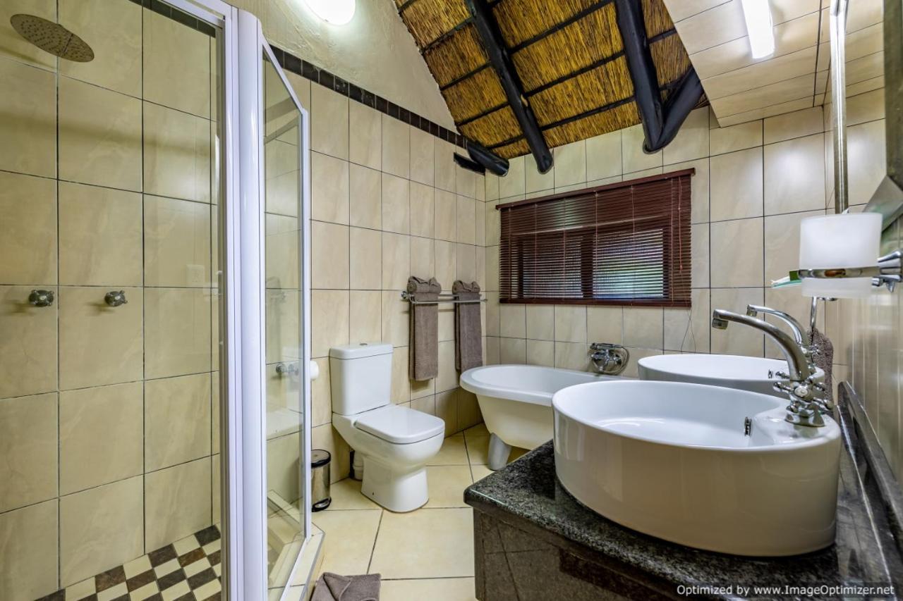 Zulu Nyala Game Lodge Hluhluwe Exterior foto