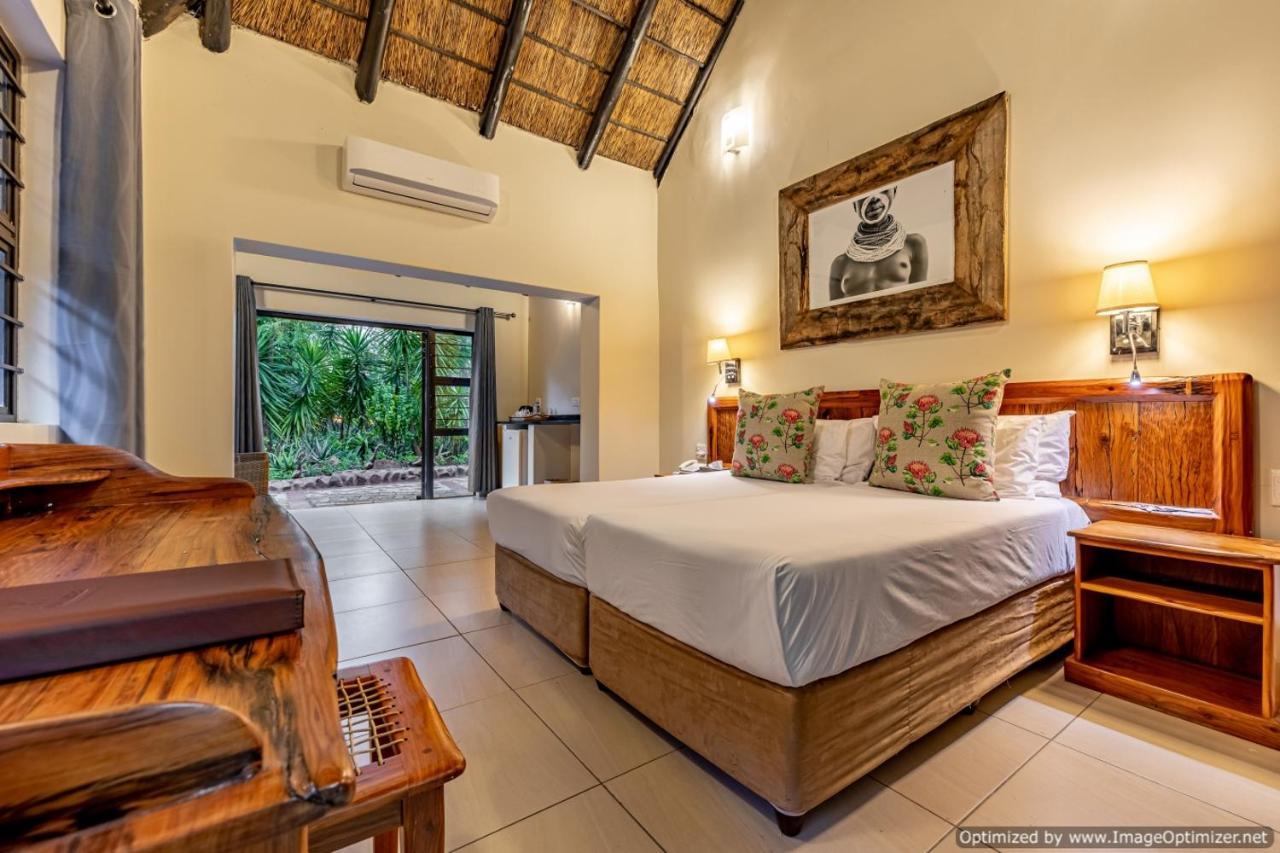 Zulu Nyala Game Lodge Hluhluwe Exterior foto